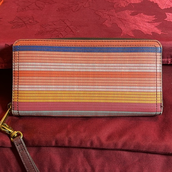 Multi Colored Fossil Wallet-EUC - Picture 3 of 8